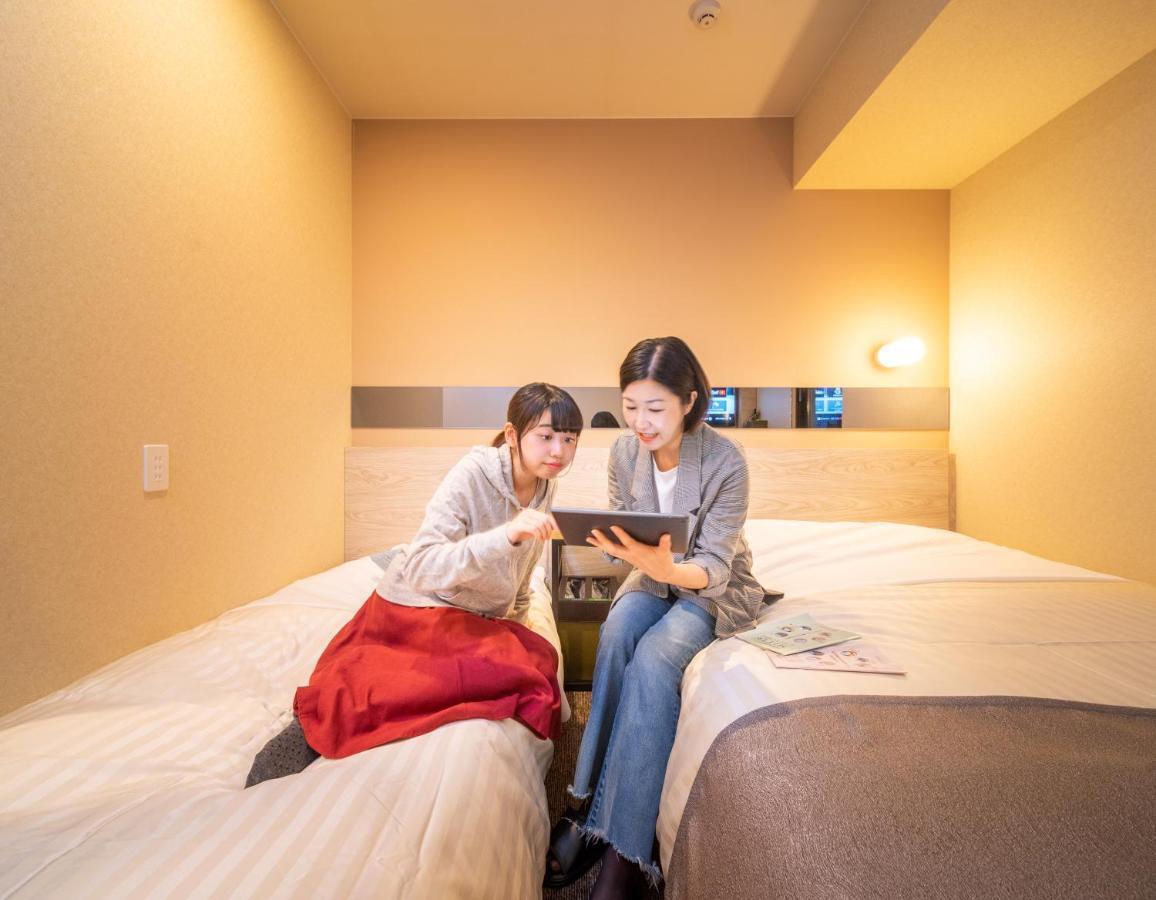 Super Hotel Premier Akihabara Tokio Buitenkant foto